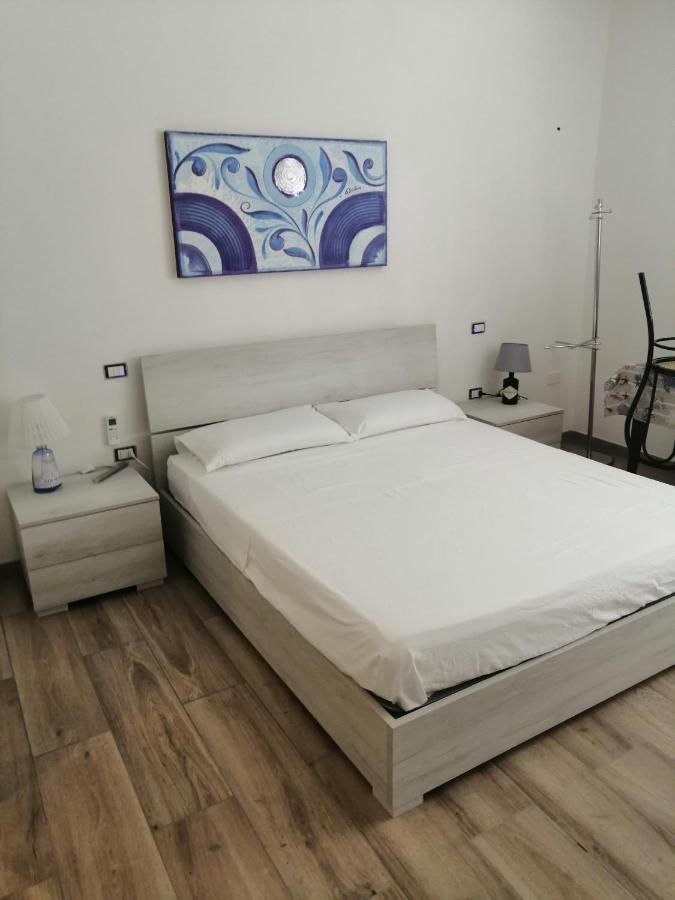 Delcicer Casa Vacanze O Camera Privata ガラティーナ エクステリア 写真